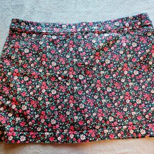 The Cutest! Croft & Barrow Floral Skirt with Shorts in the Liner. Size 22.